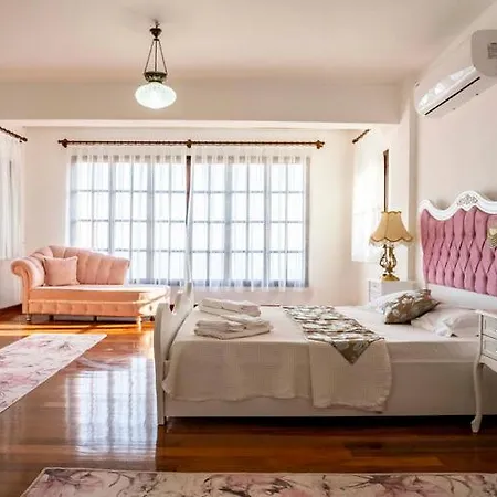 Willa Villa Elfu Kaş